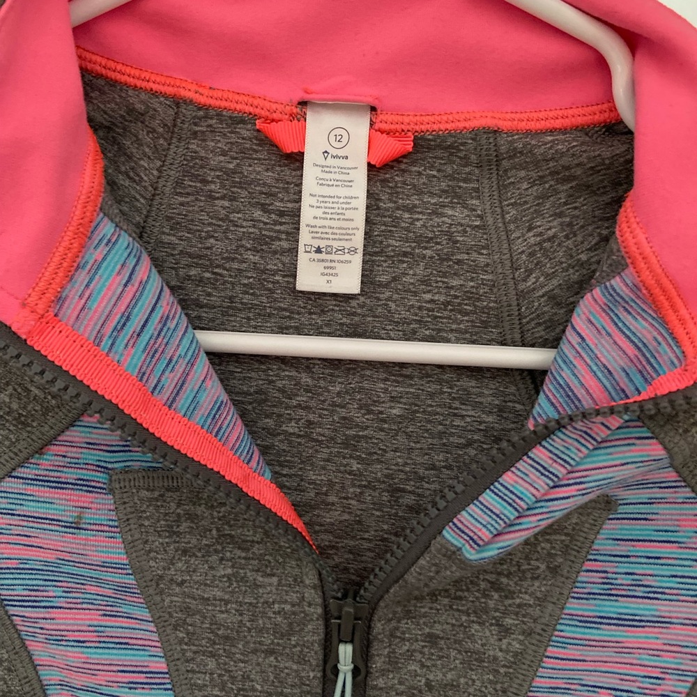 Ivivva define jacket - Picture 3 of 3